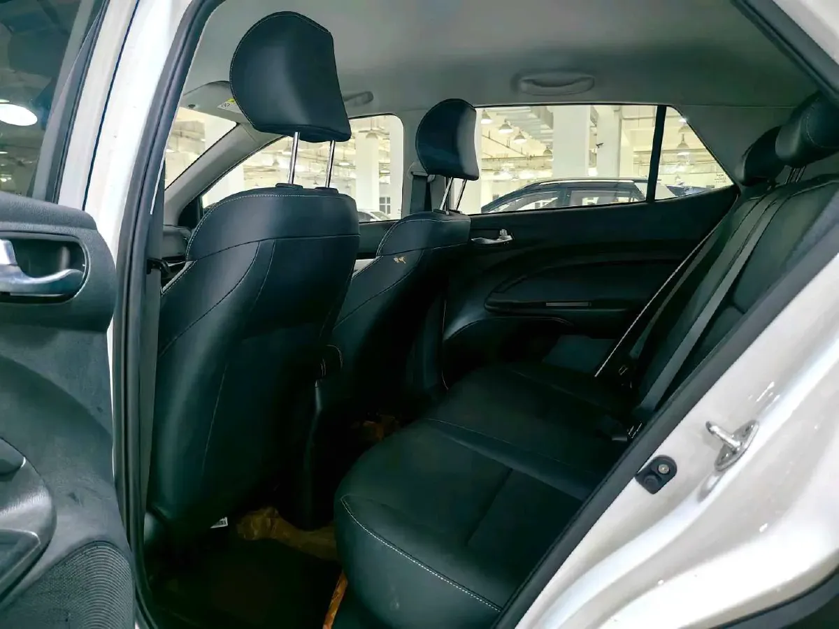 2021 Kia KX1 1.4L 100HP L4 6AT,autocango,china used car exporter,china ev exporter,chinese used car exporter,chinese used ev exporter