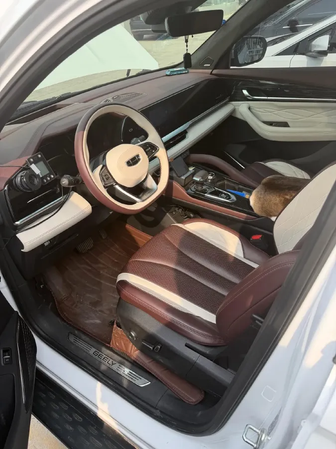 2021 Geely Monjaro 2.0T 238HP L4 8AT,autocango,china used car exporter,china ev exporter,chinese used car exporter,chinese used ev exporter