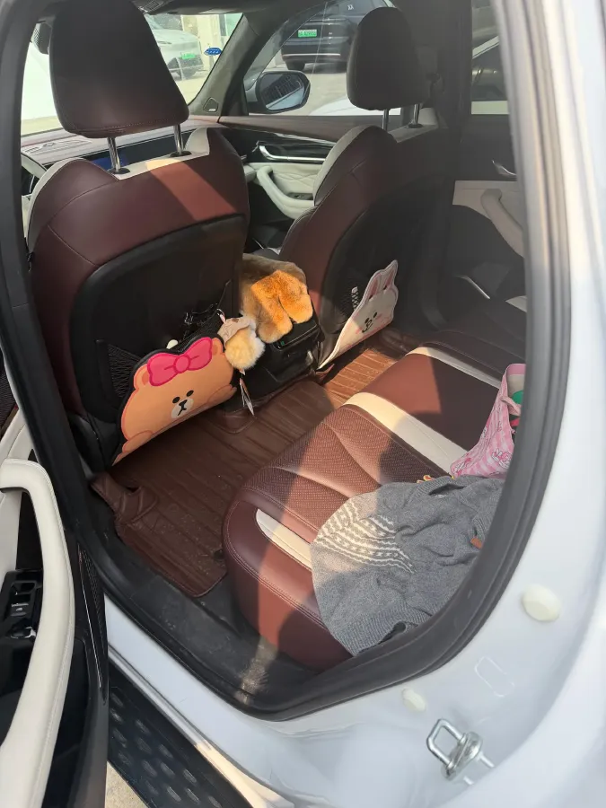 2021 Geely Monjaro 2.0T 238HP L4 8AT,autocango,china used car exporter,china ev exporter,chinese used car exporter,chinese used ev exporter