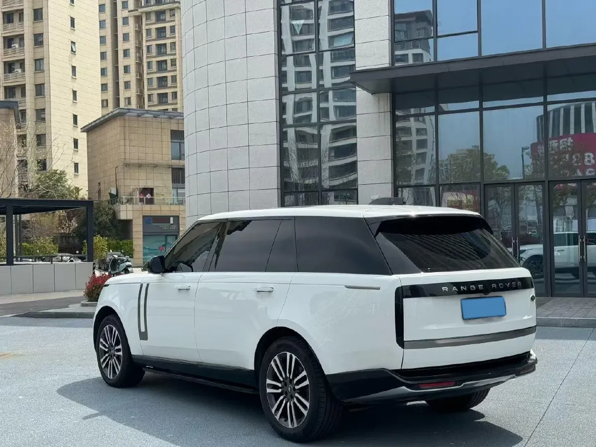 2024 Land Rover Range Rover 3.0T 400HP L6 8AT,autocango,china used car exporter,china ev exporter,chinese used car exporter,chinese used ev exporter