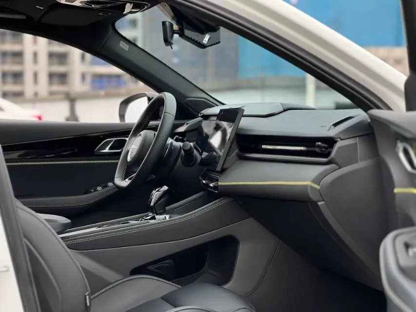 2023 Haval H5 2.0T 224HP L4 8AT,autocango,china used car exporter,china ev exporter,chinese used car exporter,chinese used ev exporter