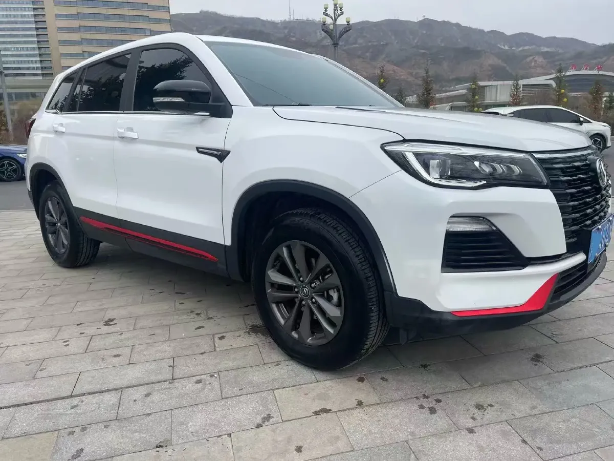 2024 ChangAn CS75 1.5T 188HP L4 6MT,autocango,china used car exporter,china ev exporter,chinese used car exporter,chinese used ev exporter