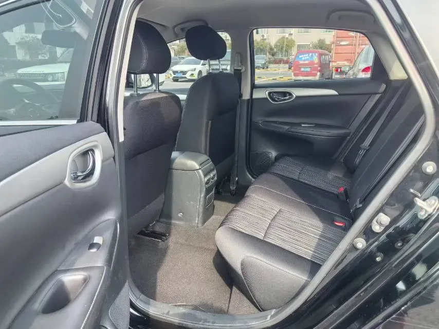 2022 Nissan Sylphy 1.6L 122HP L4 CVT,autocango,china used car exporter,china ev exporter,chinese used car exporter,chinese used ev exporter