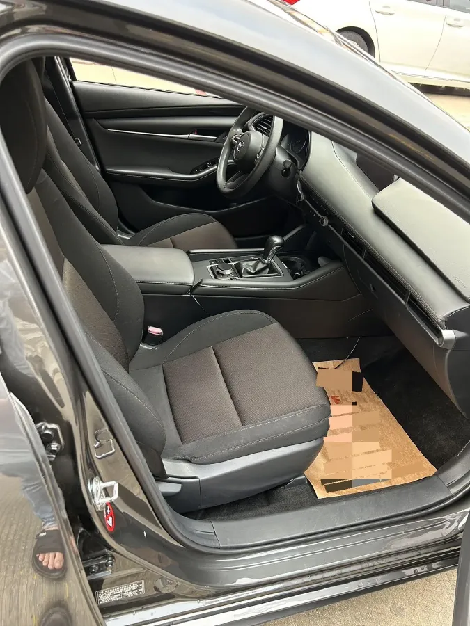 2020 Mazda 3 Axela 1.5L 117HP L4 6AT,autocango,china used car exporter,china ev exporter,chinese used car exporter,chinese used ev exporter