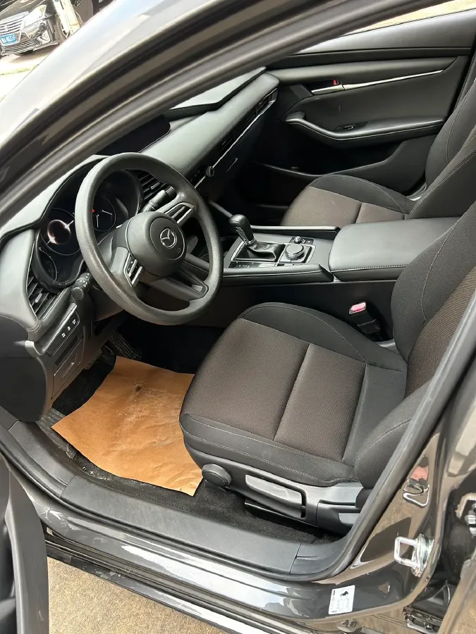 2020 Mazda 3 Axela 1.5L 117HP L4 6AT,autocango,china used car exporter,china ev exporter,chinese used car exporter,chinese used ev exporter