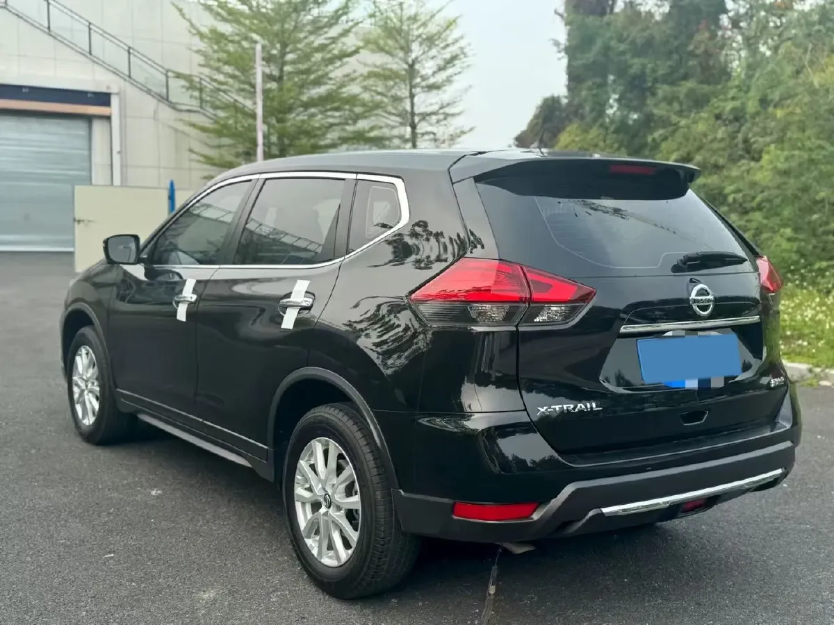 2023 Nissan X-Trail 2.0L 151HP L4 CVT,autocango,china used car exporter,china ev exporter,chinese used car exporter,chinese used ev exporter