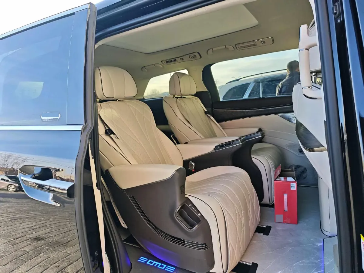 2024 Denza D9 1.5T 139HP L4 E-CVT PHEV 40KWH,autocango,china used car exporter,china ev exporter,chinese used car exporter,chinese used ev exporter