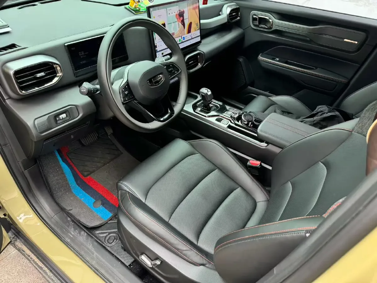 2025 Geely Cowboy 1.5T 181HP L4 7DCT,autocango,china used car exporter,china ev exporter,chinese used car exporter,chinese used ev exporter