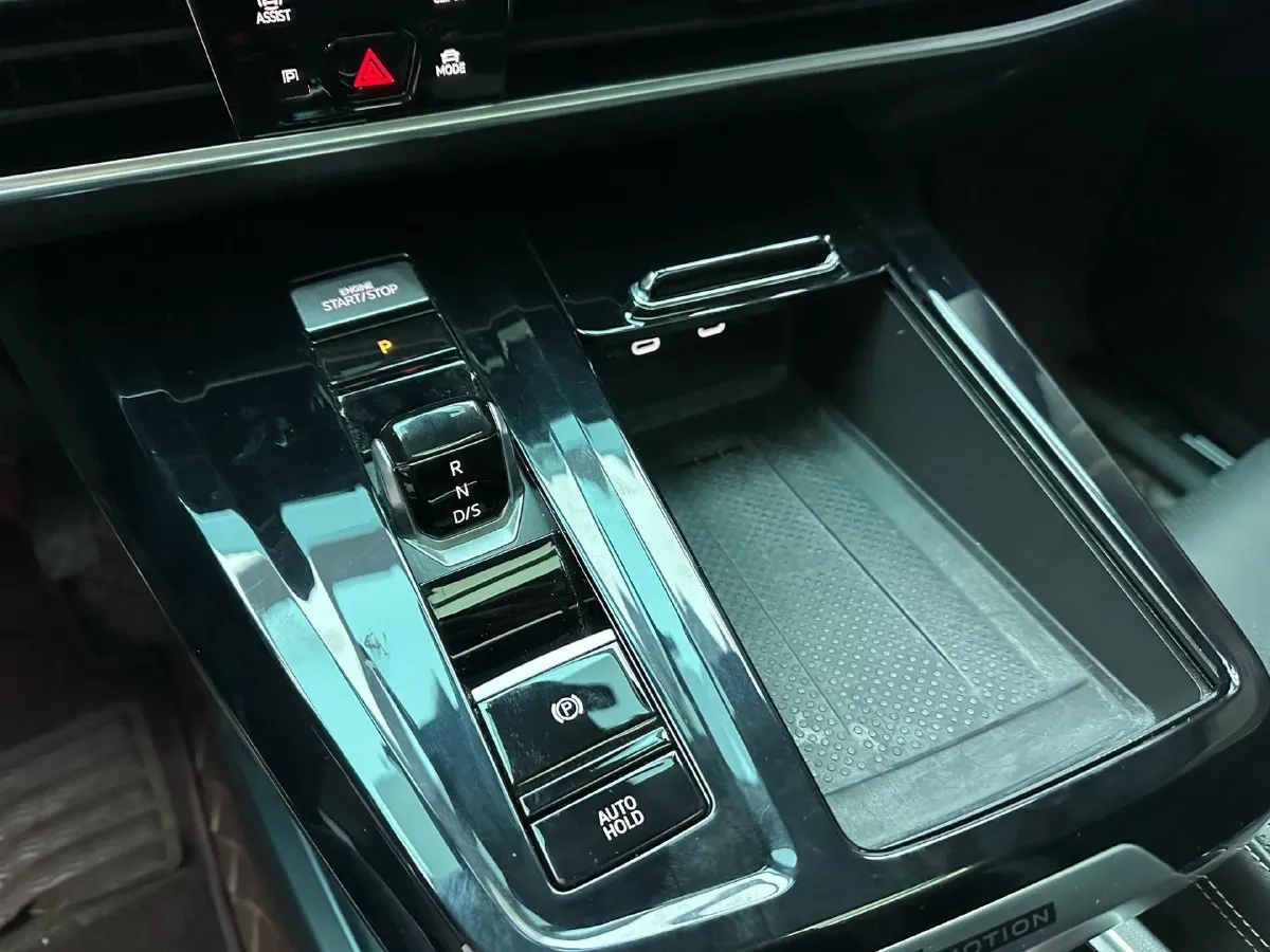 2023 Volkswagen Talagon 2.0T 220HP L4 7DCT,autocango,china used car exporter,china ev exporter,chinese used car exporter,chinese used ev exporter