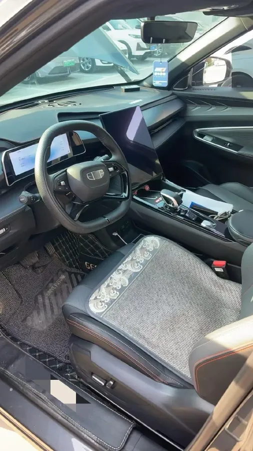 2023 Geely Azkarra 1.5T 181HP L4 7DCT,autocango,china used car exporter,china ev exporter,chinese used car exporter,chinese used ev exporter