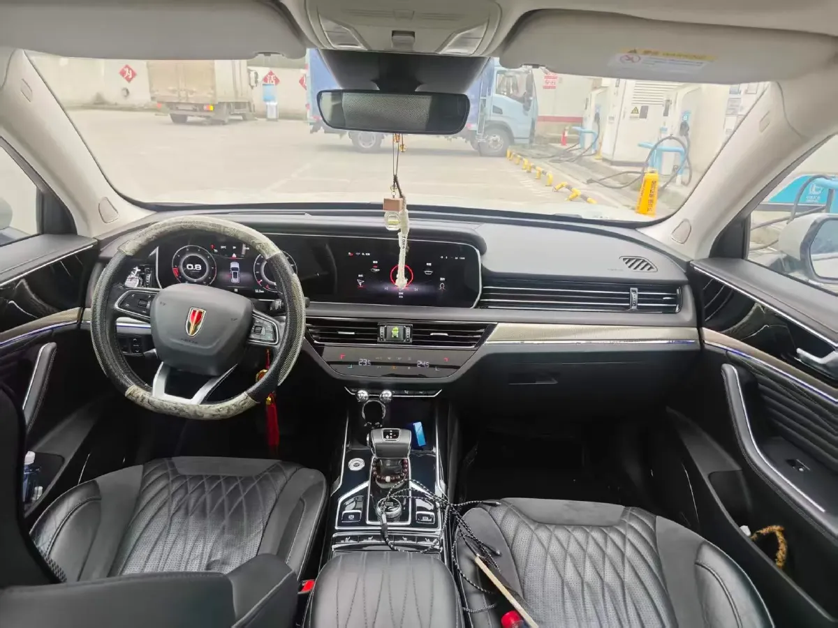 2022 HongQi HS5 2.0T 224HP L4 6AT,autocango,china used car exporter,china ev exporter,chinese used car exporter,chinese used ev exporter