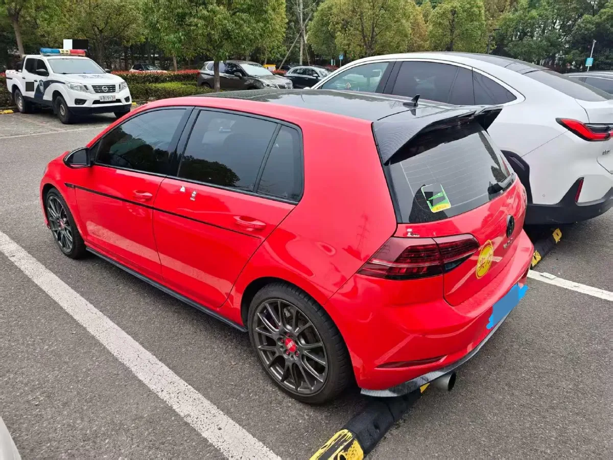 2018 Volkswagen GolfGTI 2.0T 220HP L4 7DCT,autocango,china used car exporter,china ev exporter,chinese used car exporter,chinese used ev exporter