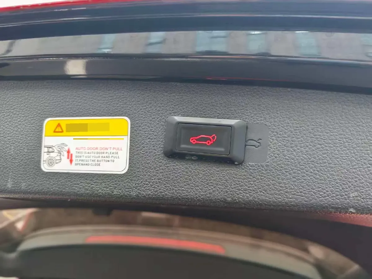 2018 Volkswagen GolfGTI 2.0T 220HP L4 7DCT,autocango,china used car exporter,china ev exporter,chinese used car exporter,chinese used ev exporter