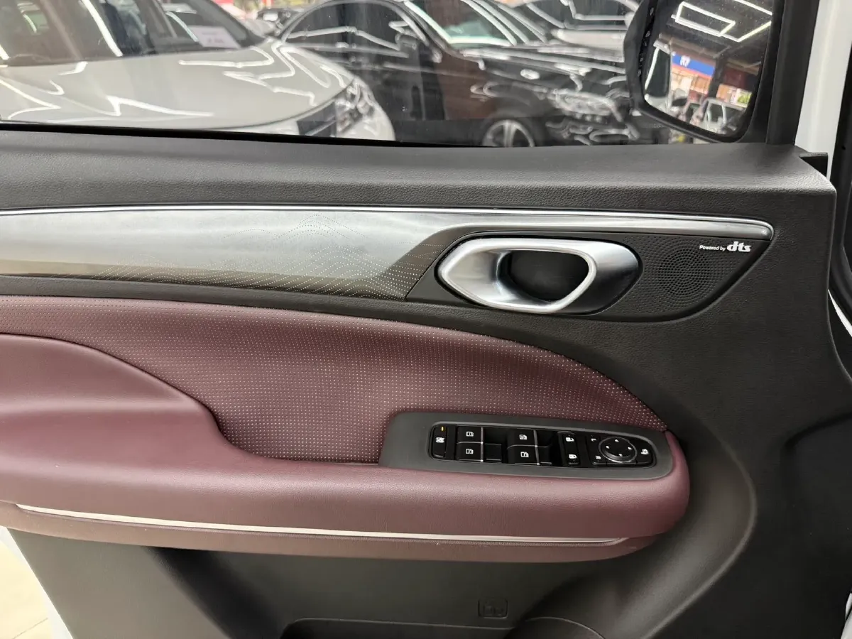 2023 GAC Trumpchi M6 1.5T 177HP L4 7DCT,autocango,china used car exporter,china ev exporter,chinese used car exporter,chinese used ev exporter