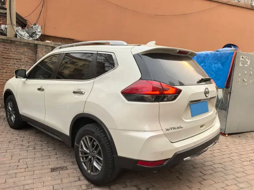 2025 Nissan X-Trail 2.0L 151HP L4 CVT,autocango,china used car exporter,china ev exporter,chinese used car exporter,chinese used ev exporter
