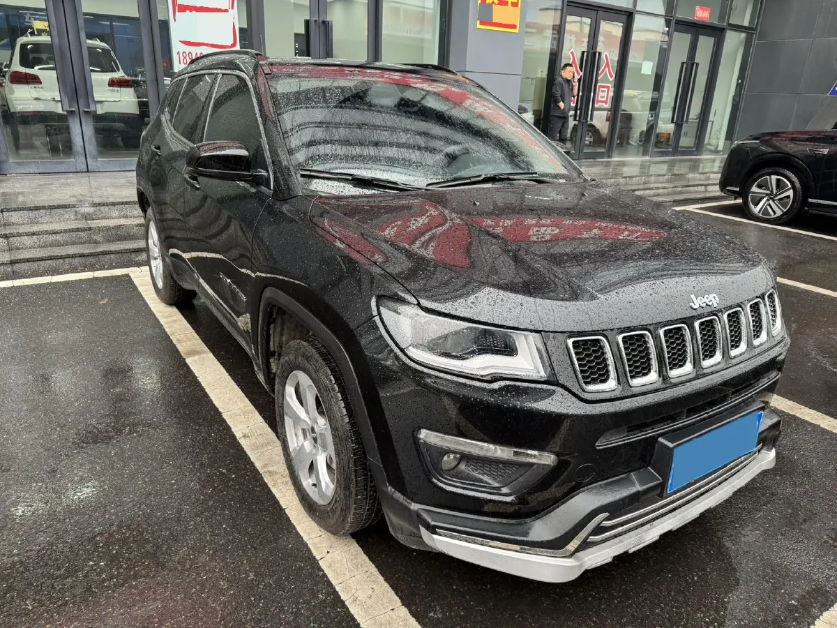 2019 Jeep Compass 1.3T 173HP L4 7DCT,autocango,china used car exporter,china ev exporter,chinese used car exporter,chinese used ev exporter
