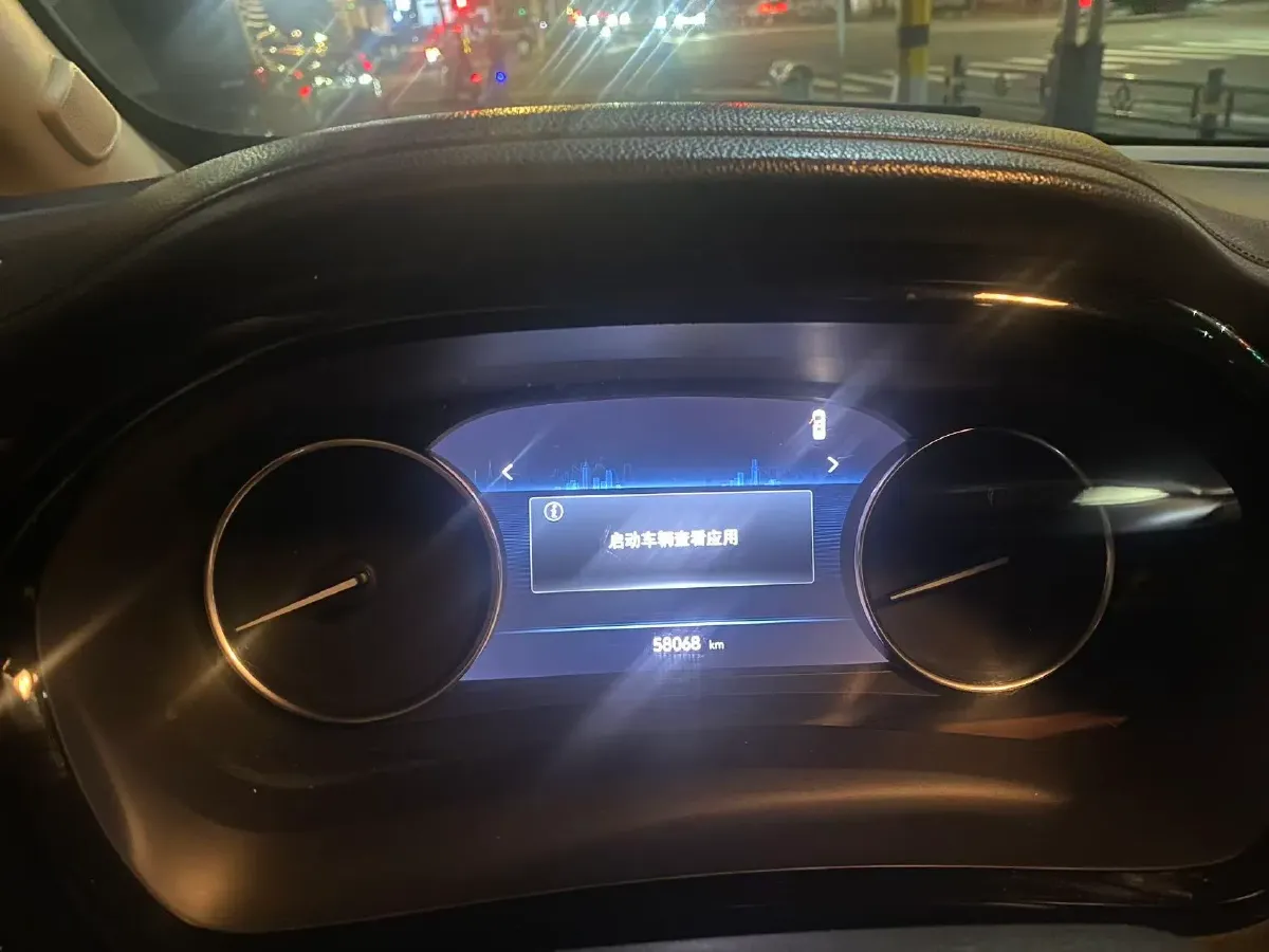 2021 Buick GL8 2.0T 237HP L4 9AT,autocango,china used car exporter,china ev exporter,chinese used car exporter,chinese used ev exporter