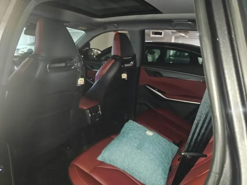 2022 ChangAn CS75 Plus 1.5T 178HP L4 6AT,autocango,china used car exporter,china ev exporter,chinese used car exporter,chinese used ev exporter