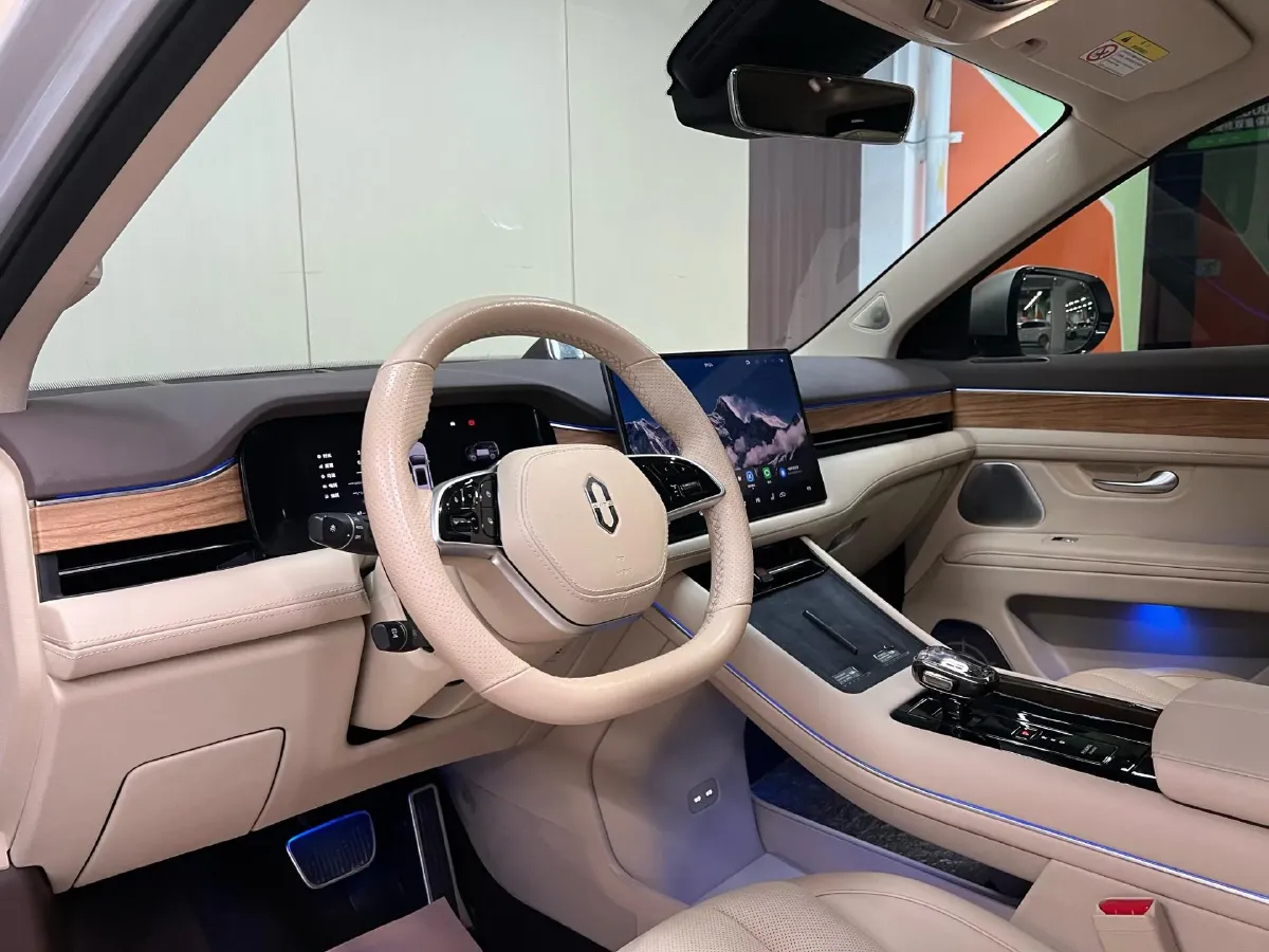 2024 Jaguar E-PACE 1.5T 200HP L3 8AT,autocango,china used car exporter,china ev exporter,chinese used car exporter,chinese used ev exporter