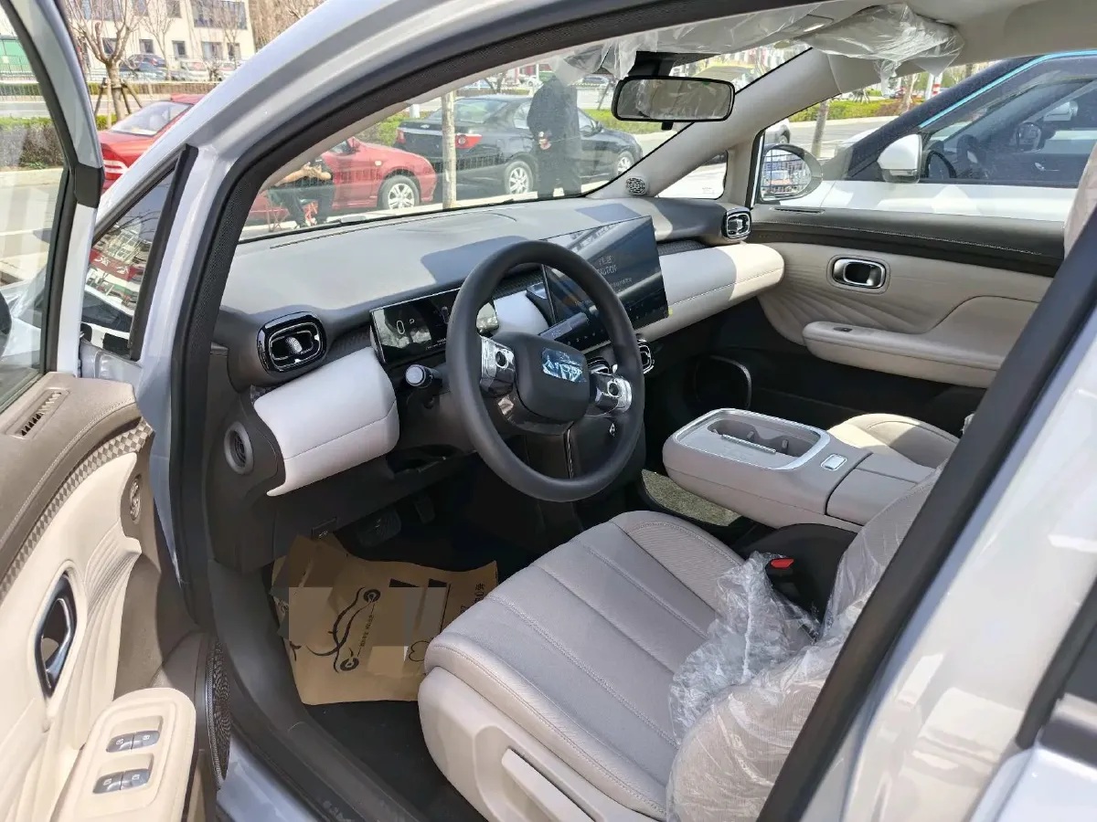 2025 Aion AION UT BEV 34.868KWH,autocango,china used car exporter,china ev exporter,chinese used car exporter,chinese used ev exporter