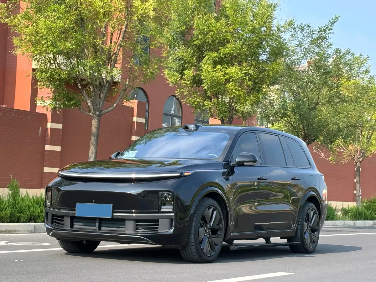 2022 Li L9 Range Extended 154HP REEV 42.6KWH,autocango,china used car exporter,china ev exporter,chinese used car exporter,chinese used ev exporter