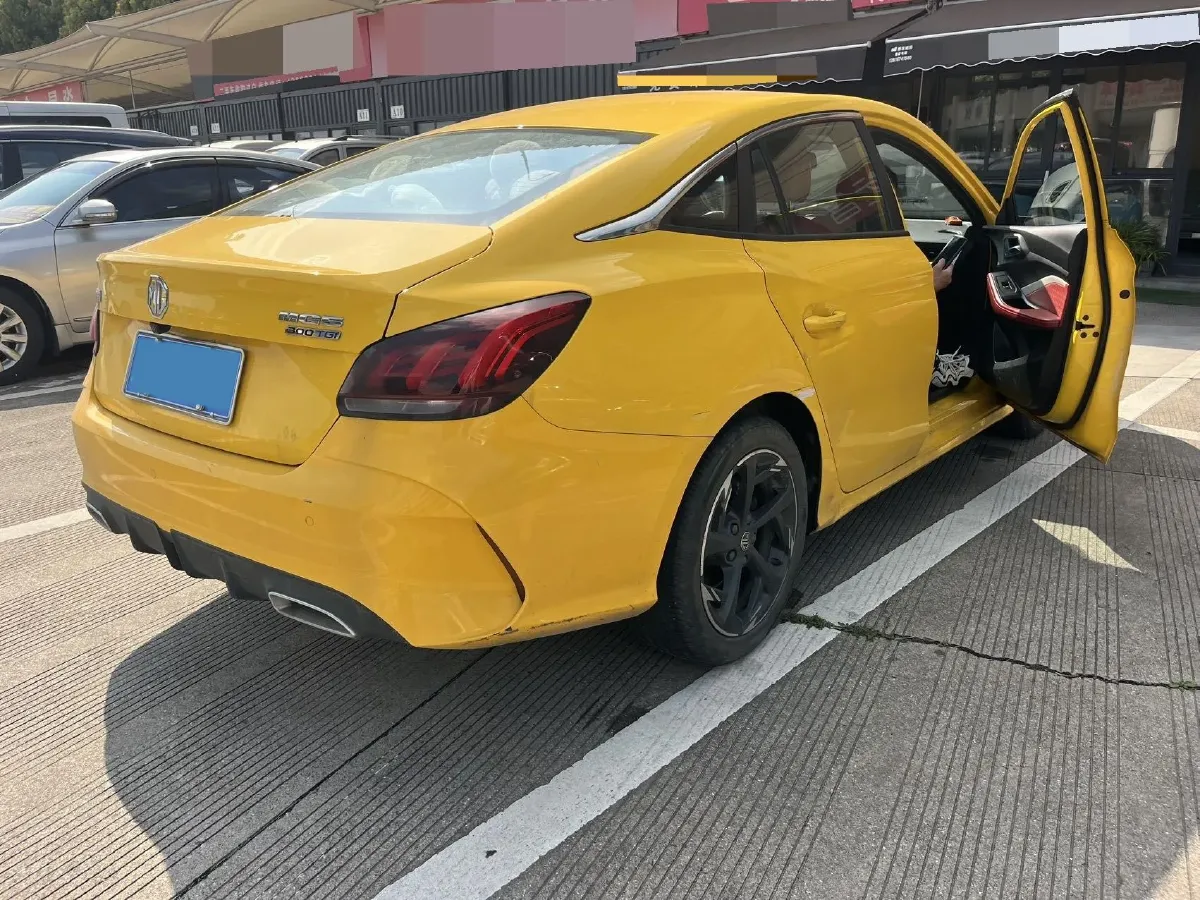 2022 MG 5 1.5T 173HP L4 7DCT,autocango,china used car exporter,china ev exporter,chinese used car exporter,chinese used ev exporter