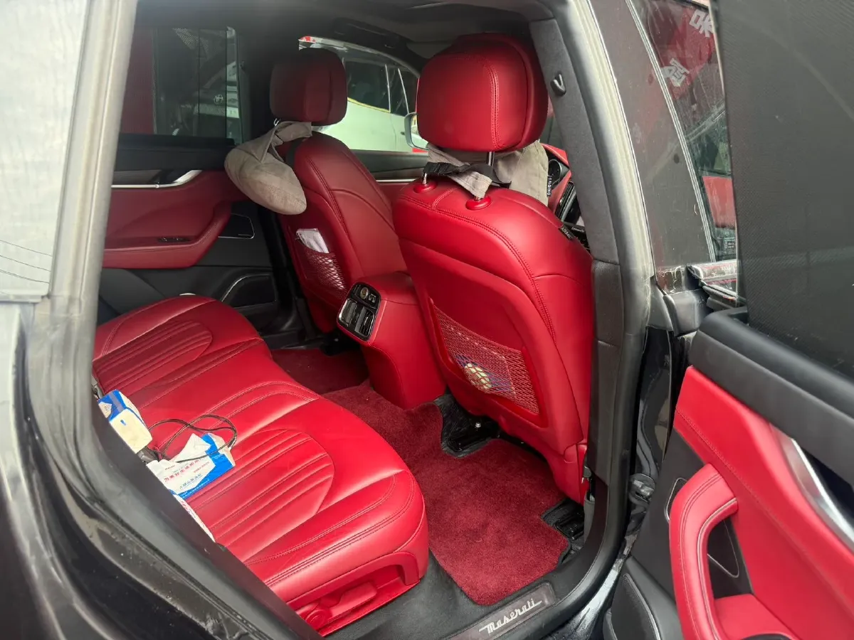 2018 Maserati Levante 3.0T 350HP V6 8AT,autocango,china used car exporter,china ev exporter,chinese used car exporter,chinese used ev exporter