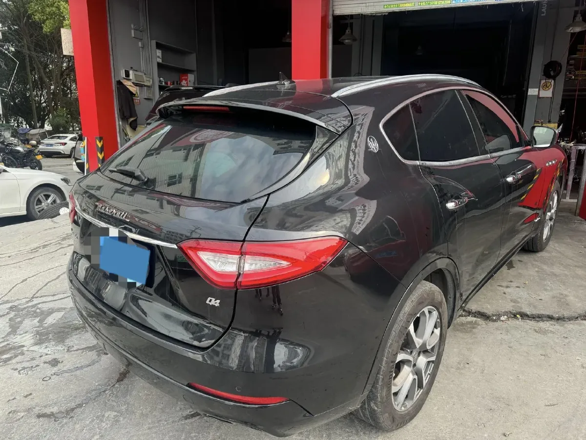 2018 Maserati Levante 3.0T 350HP V6 8AT,autocango,china used car exporter,china ev exporter,chinese used car exporter,chinese used ev exporter