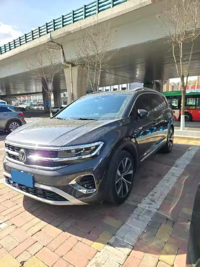 2021 Volkswagen Talagon 2.0T 220HP L4 7DCT,autocango,china used car exporter,china ev exporter,chinese used car exporter,chinese used ev exporter