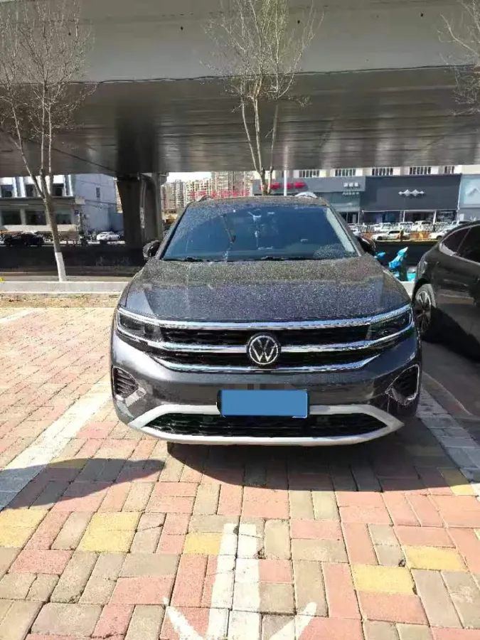 2021 Volkswagen Talagon 2.0T 220HP L4 7DCT,autocango,china used car exporter,china ev exporter,chinese used car exporter,chinese used ev exporter