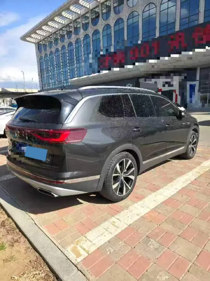 2021 Volkswagen Talagon 2.0T 220HP L4 7DCT,autocango,china used car exporter,china ev exporter,chinese used car exporter,chinese used ev exporter