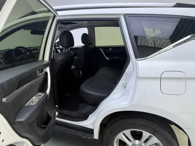 2019 Haval M6 1.5T 150HP L4 6MT,autocango,china used car exporter,china ev exporter,chinese used car exporter,chinese used ev exporter