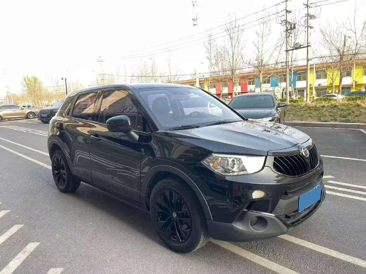 2020 Brilliance Auto V3 1.6L 118HP L4 5MT,autocango,china used car exporter,china ev exporter,chinese used car exporter,chinese used ev exporter