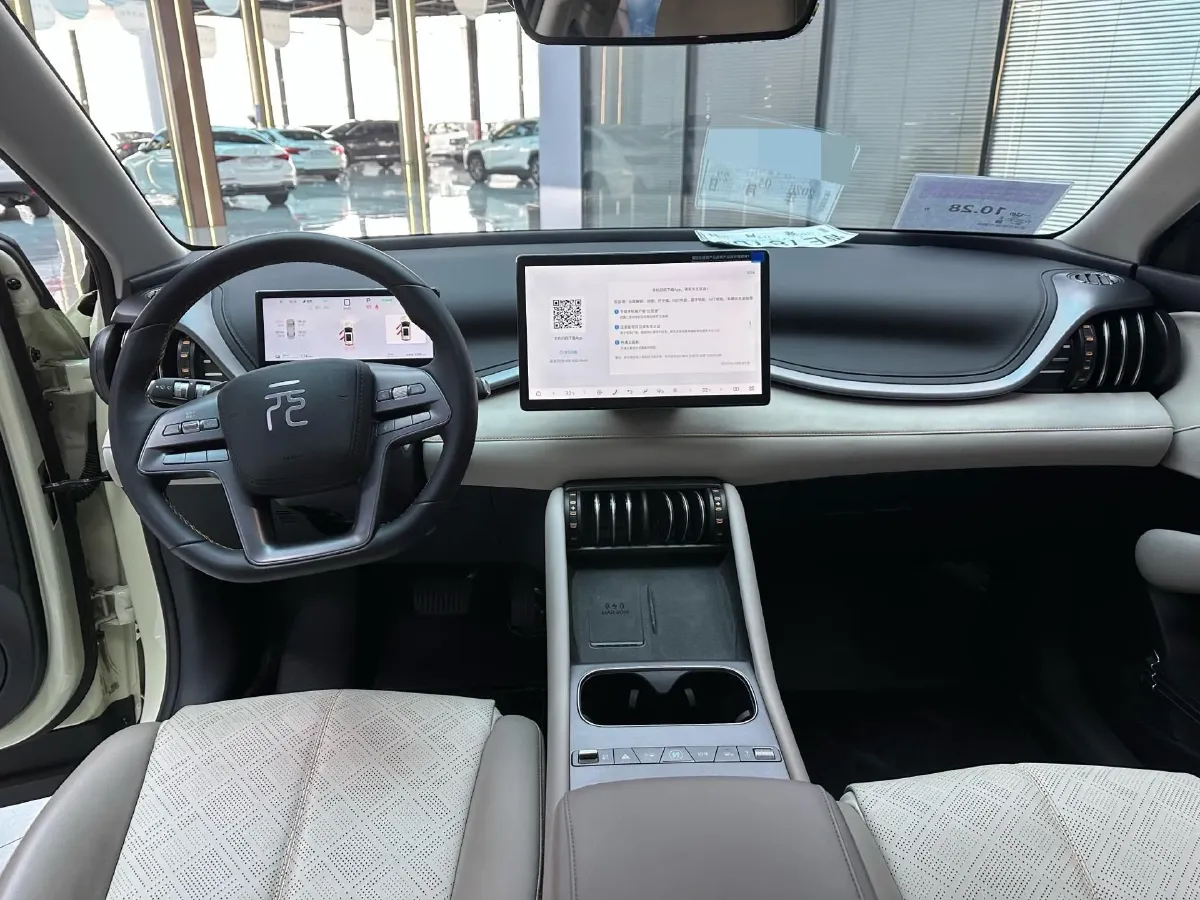 2025 BYD Yuan Plus BEV 60.48KWH,autocango,china used car exporter,china ev exporter,chinese used car exporter,chinese used ev exporter