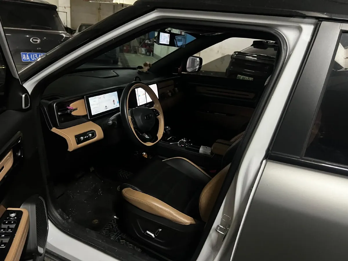 2023 Geely ICON 1.5T 181HP L4 7DCT,autocango,china used car exporter,china ev exporter,chinese used car exporter,chinese used ev exporter