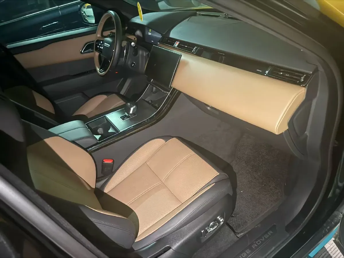 2024 Land Rover Range Rover Velar 2.0T 250HP L4 8AT,autocango,china used car exporter,china ev exporter,chinese used car exporter,chinese used ev exporter