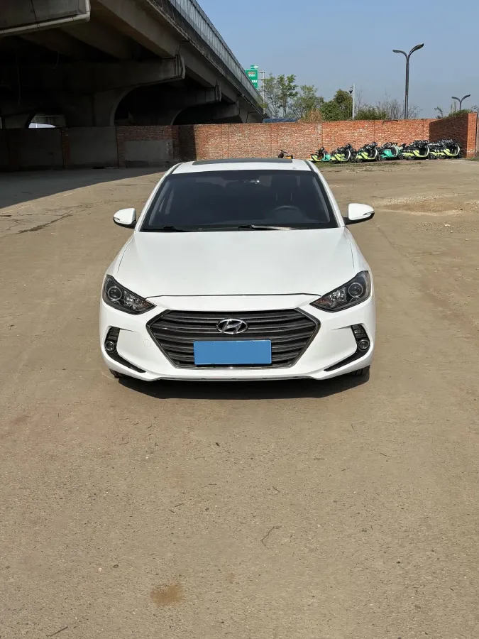 2016 Hyundai Elantra 1.6L 130HP L4 6AT,autocango,china used car exporter,china ev exporter,chinese used car exporter,chinese used ev exporter