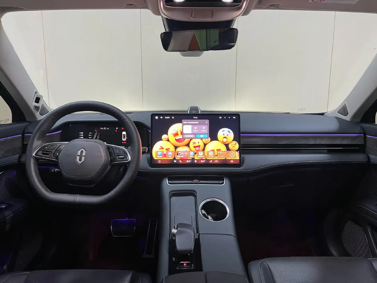 2022 AITO AITO M5 Range Extended 125HP REEV 40KWH,autocango,china used car exporter,china ev exporter,chinese used car exporter,chinese used ev exporter