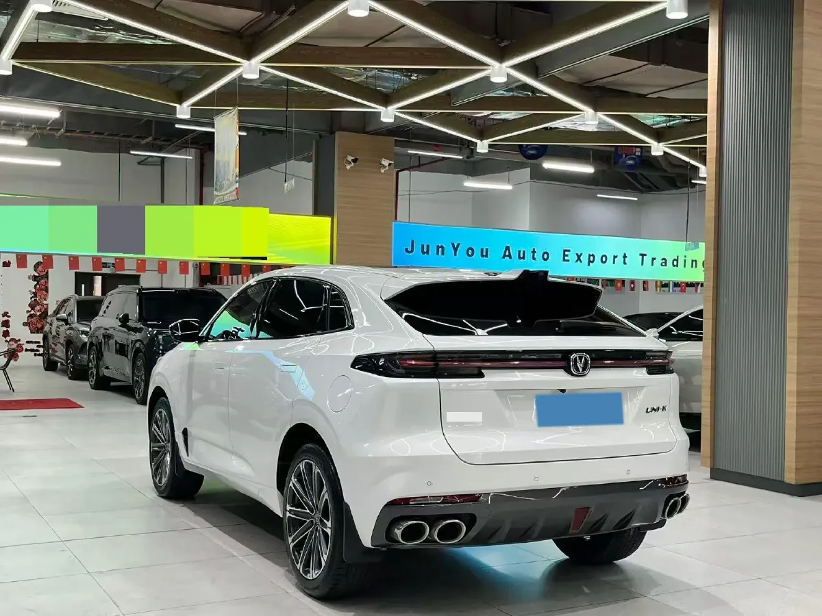 2021 ChangAn UNI-K 2.0T 233HP L4 8AT,autocango,china used car exporter,china ev exporter,chinese used car exporter,chinese used ev exporter
