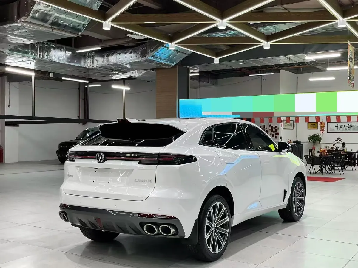 2021 ChangAn UNI-K 2.0T 233HP L4 8AT,autocango,china used car exporter,china ev exporter,chinese used car exporter,chinese used ev exporter