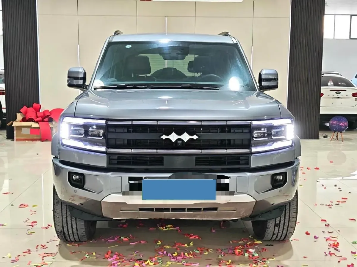 2025 FangChengBao Bao 5 1.5T 194HP L4 E-CVT PHEV 31.8KWH,autocango,china used car exporter,china ev exporter,chinese used car exporter,chinese used ev exporter