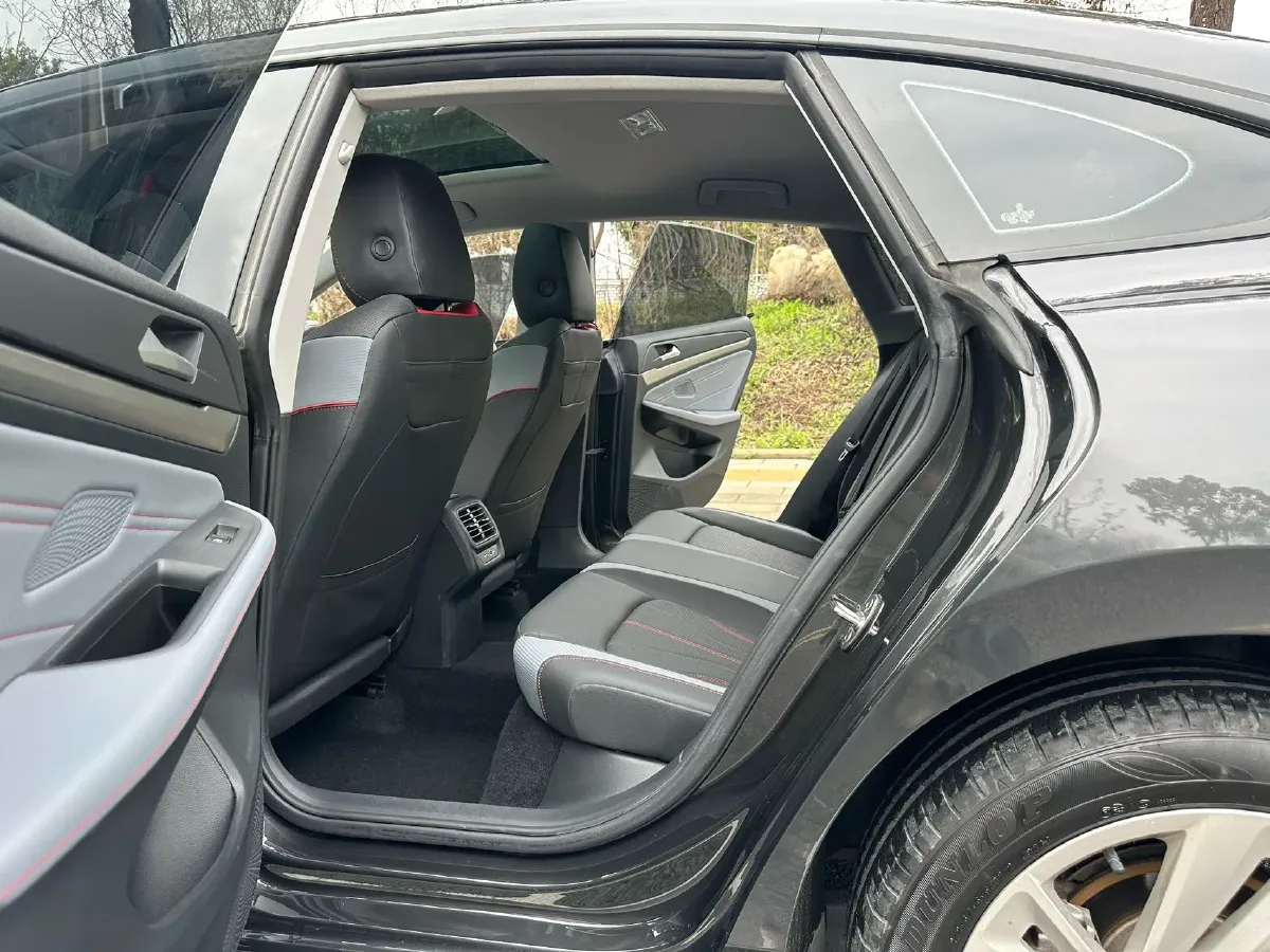 2023 Volkswagen Lamando 1.4T 150HP L4 7DCT,autocango,china used car exporter,china ev exporter,chinese used car exporter,chinese used ev exporter