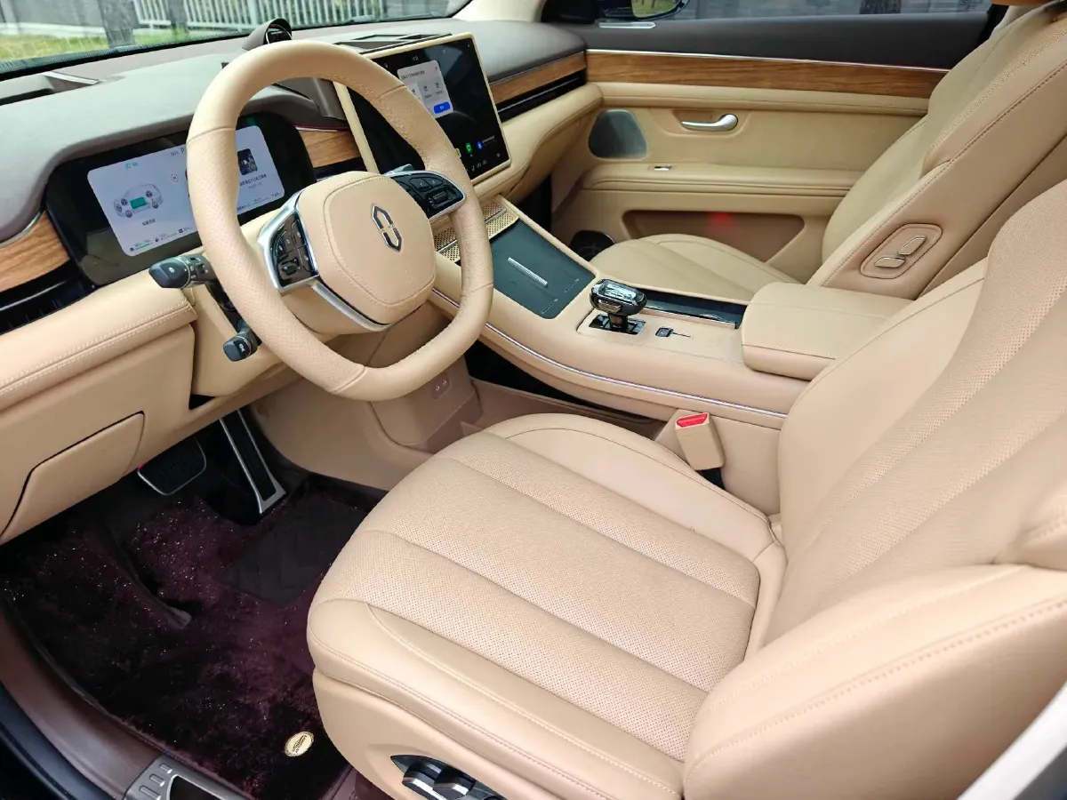 2024 AITO AITO M7 1.5T 152HP L4 REEV 38.5KWH,autocango,china used car exporter,china ev exporter,chinese used car exporter,chinese used ev exporter