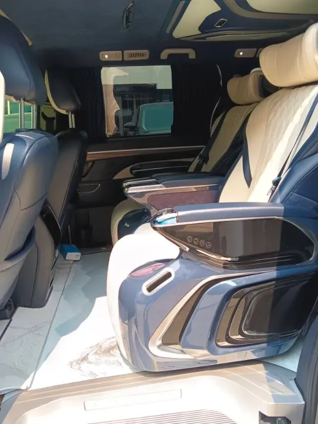 2023 GAC Trumpchi M8 2.0T 252HP L4 8AT,autocango,china used car exporter,china ev exporter,chinese used car exporter,chinese used ev exporter