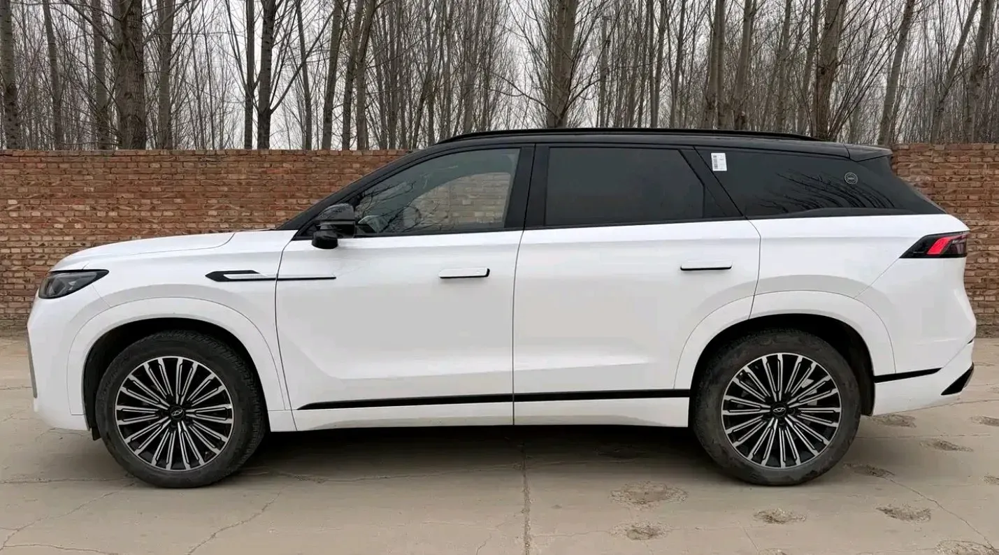 2025 Chery Tiggo 9 2.0T 261HP L4 8AT,autocango,china used car exporter,china ev exporter,chinese used car exporter,chinese used ev exporter