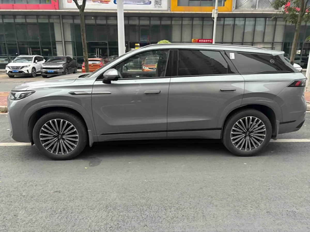 2025 Chery Tiggo 9 2.0T 261HP L4 7DCT,autocango,china used car exporter,china ev exporter,chinese used car exporter,chinese used ev exporter