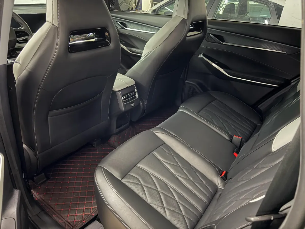 2024 ChangAn CS75 Plus 1.5T 188HP L4 8AT,autocango,china used car exporter,china ev exporter,chinese used car exporter,chinese used ev exporter