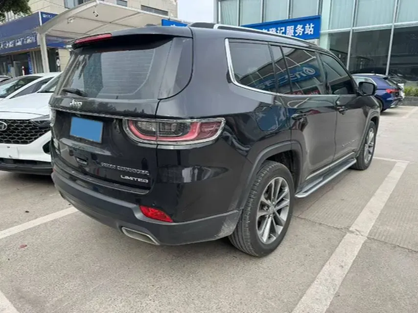 2018 Jeep Grand Commander 2.0T 265HP L4 9AT,autocango,china used car exporter,china ev exporter,chinese used car exporter,chinese used ev exporter