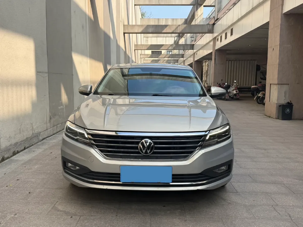2021 Volkswagen Lavida 1.4T 150HP L4 7DCT,autocango,china used car exporter,china ev exporter,chinese used car exporter,chinese used ev exporter