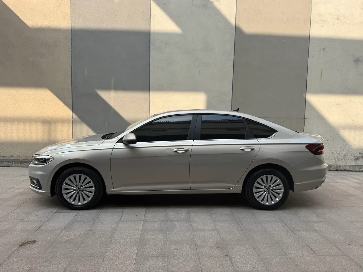2021 Volkswagen Lavida 1.4T 150HP L4 7DCT,autocango,china used car exporter,china ev exporter,chinese used car exporter,chinese used ev exporter